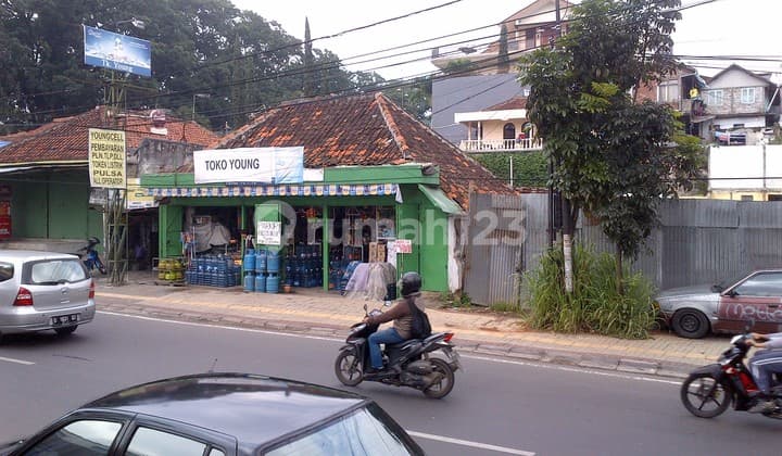 Cihampelas Main Road