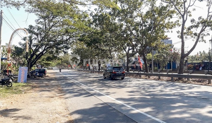 BEAUTIFUL LOCATION!! 20 Are in Ida Bagus Mantra, Near Commune and Keramas Beach