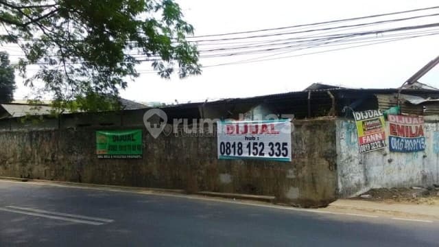 KAVLING -ADA BANGUNAN GUDANG PLUS RUMAH DI JALAN MERUYA UTARA