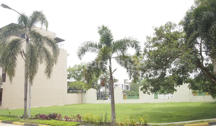 Tanah Komp. The Palace, Jl. Mustang, Medan Polonia