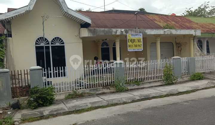 TANAH + BANGUNAN Lokasi Prime Area, Pekanbaru