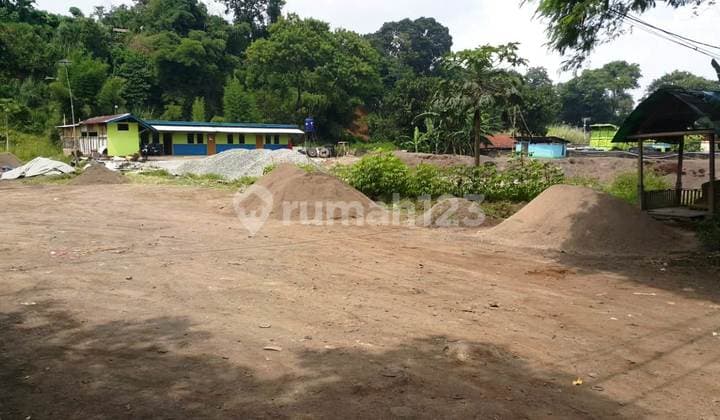 Land on a Two-Way Main Road Location in Jatinangor.