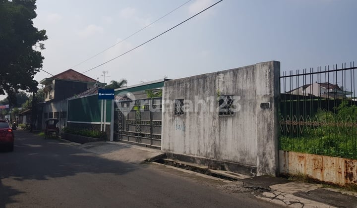 Tanah strategis tengah kota solo dekat pasar kembang solo