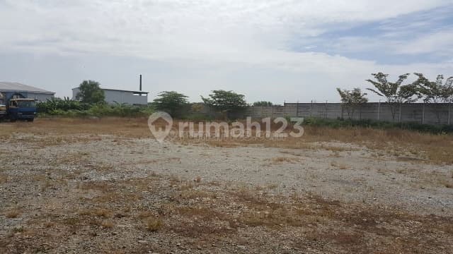 Tanah Cikarang Bekasi Dekat Kawasan Industri Deltamas Cikarang Luas 8.500 Rp 2 Jt /Meter SHM