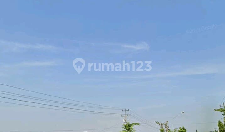 Tanah di Daerah Pelutan Zona Industri