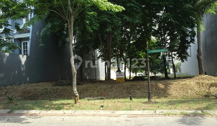Kavling lokasi bagus, letak diboulevard katamaran indah... badan... bentuk tanah kotak, hadap mata angin utara...