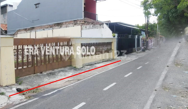 Tanah Kawasan Ramai dan Strategis Manahan
