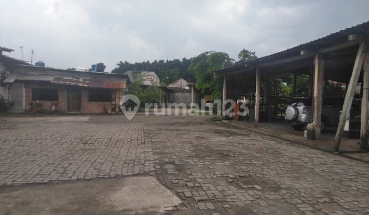 Tanah Dekat Stasiun Klender Jalan Lebar di Pulo Gadung. 20045