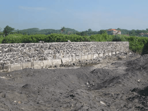 85 acres of land on Siyut Beach (near Komune Beach) is ready to be built as a resort