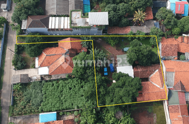 Tanah Strategis bentuk ngantong di lokasi strategis.
Jalan Siliwangi Benda Baru Pamulang
Pamulang Tangerang Selatan
Luas Tanah 1012m2