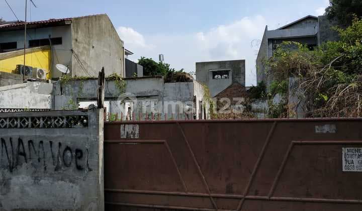 Tanah 10x40 shm siap bangun kost 52 kamar ijin 3 lantai