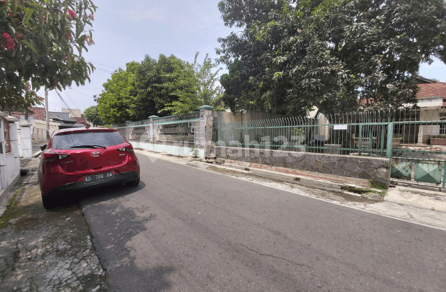 Tanah strategis bonus rumah di Punggawan Solo