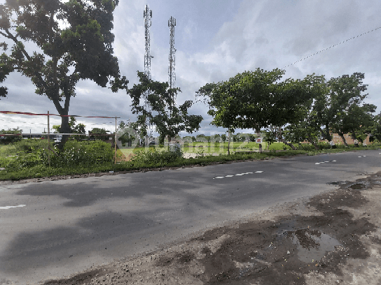 Tanah strategis pinggir jalan bekonang palur solo