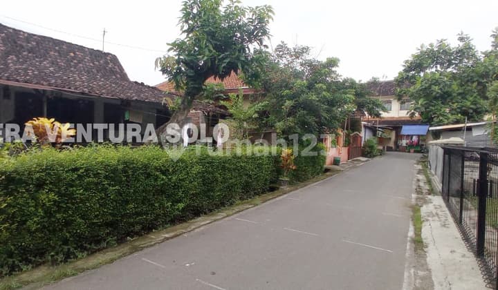 Tanah dan Bangunan Lama Siap Bangun Sumber Solo