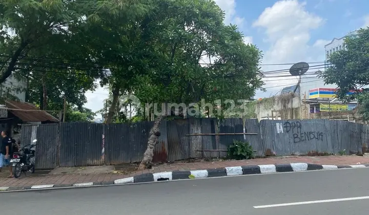 Land Duren Tiga Raya South Jakarta, Cheapest NJOP Price, Land Area 5,495M2 with NJOP 135M/year.