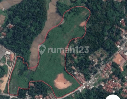 Tanah pinggir jalan raya Parung Panjang sudah dozer siap bangun