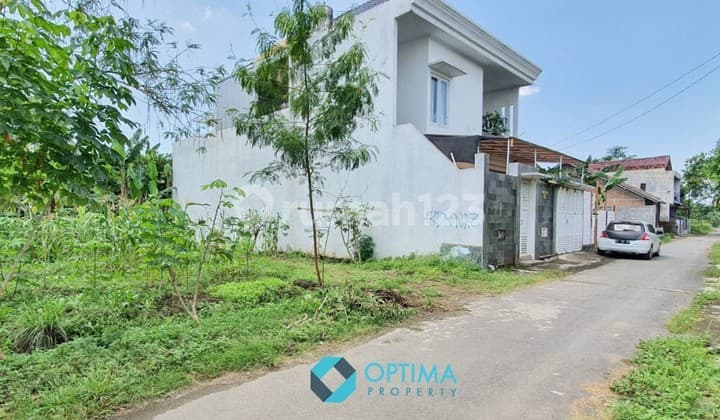 Tanah jl Magelang km 3 Kragilan dekat Tugu Jogja,TVRI, SKE,Jambon, UGM, Sinduadi Mlati