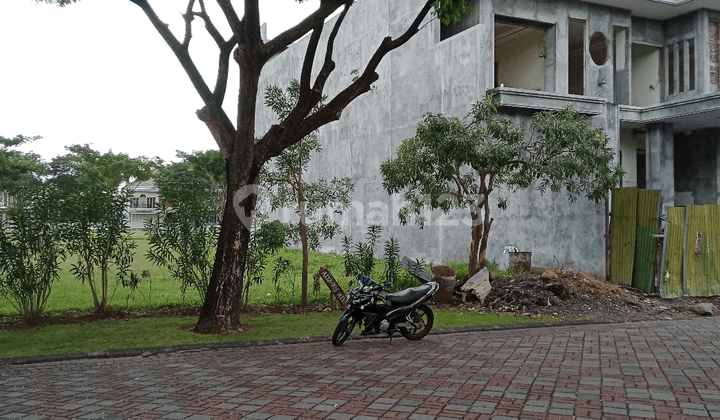 kavling pakuwon indah drkat graha family,citraland,royal residence