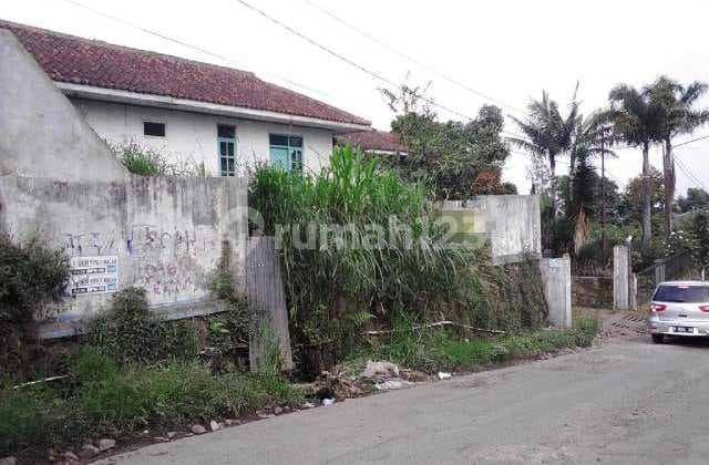 Rumah Hitung Tanah Di Jalan Raya Cihideung Sersan Bajuri, Bandung