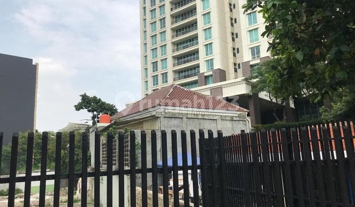 Tanah Bekas Rumah Tua Jl Pakubuwono, Kebayoran Baru Jakarta Selatan