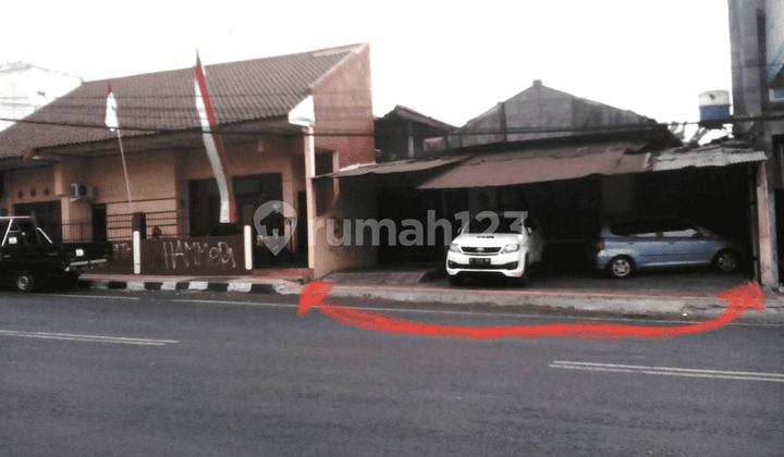 Tanah pinggir Jl Kusumanegara, dekat Kebun Binatang Gembira Loka dan JEC, cocok untuk usaha