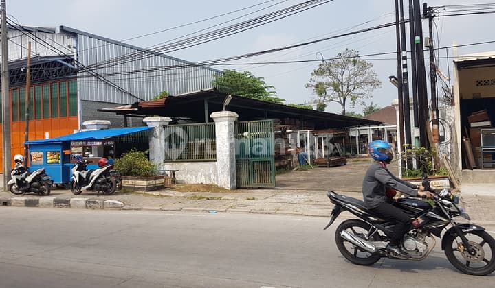 Land in Cipondoh Raya, in a strategic location