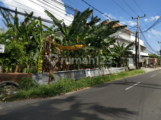 kavling di area komersiil dan villa