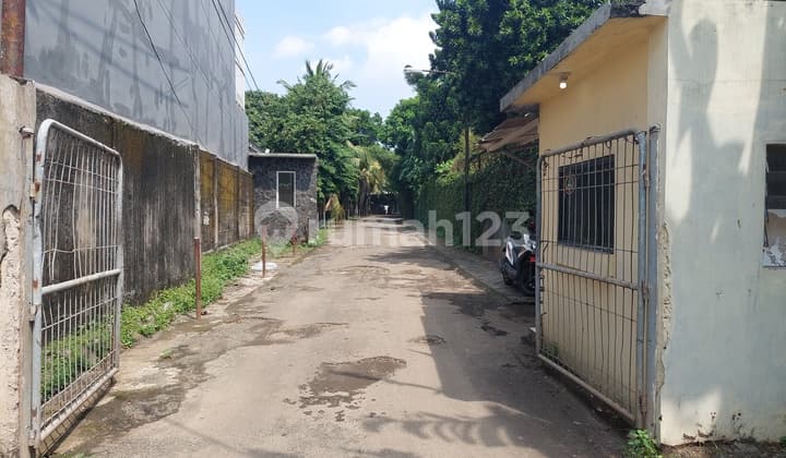 Price Drop for Plots Inside the Complex in Kebagusan.