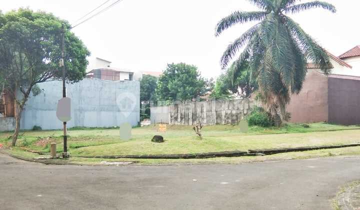 Dijual segera secepat mungkin kavling siap bangun bentuk kotak hoek depan taman dianggrek loka