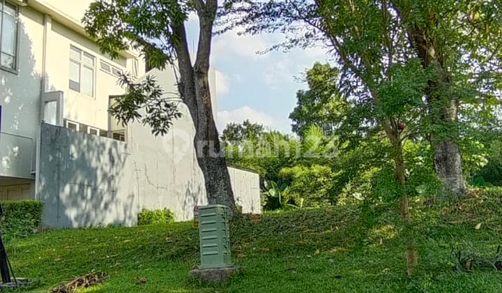 Golf Lake Body Plot Northeast Facing 11.8 million