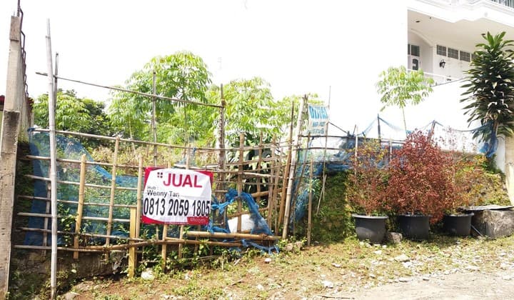 Plot near Polban behind Setraduta residential complex.