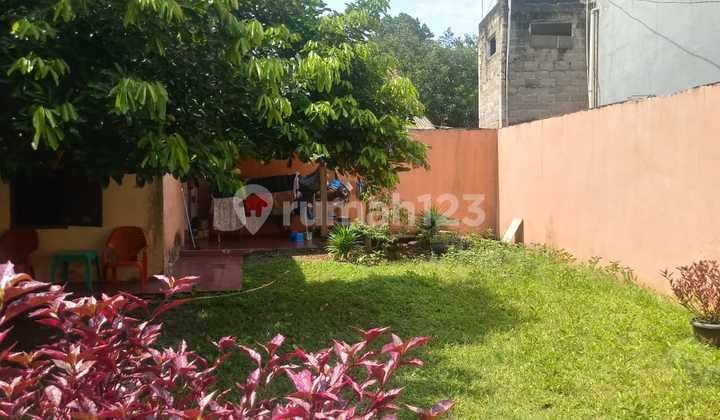 Rumah mungil cocok u/ kontrakan/kos2an/usaha lain nya dkt kampus dan terminal pdk cabe