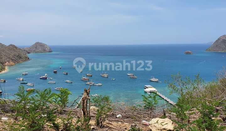 TANAH TEBING VIEW BUKIT DAN LAUT LABUAN BAJO NTB