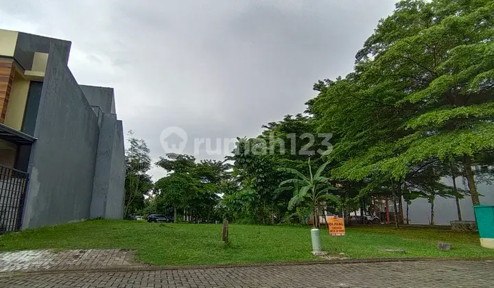 Eminent Kavling Hoek Taman Lt 210m2 Selatan-Timur 13.5jt