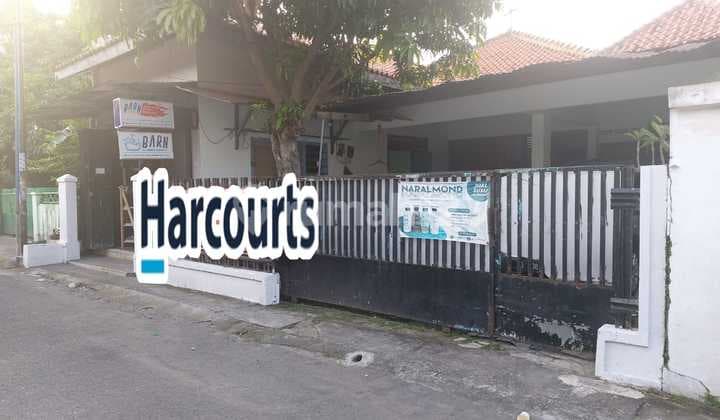 Rumah hitung tanah strategis di laweyan solo