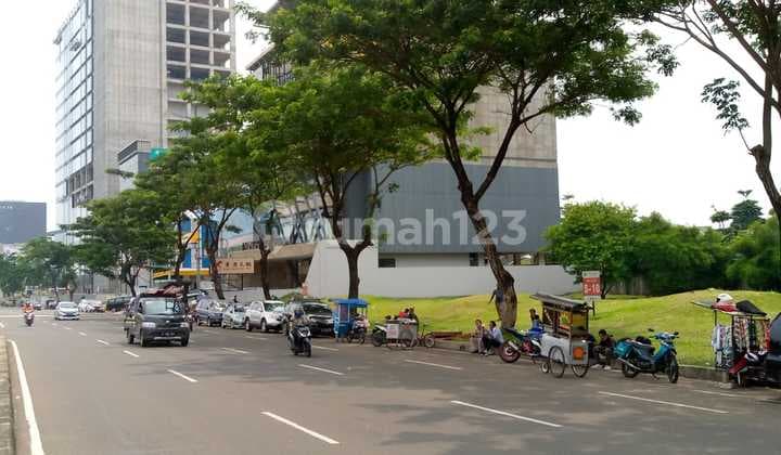 Dijual Kavling Komersial di Jln. Boulevard Gading Serpong