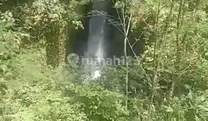 Tanah View air terjun keren cocok villa di Ubud