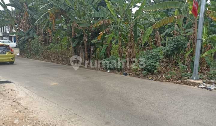 Lahan Kosong Bertekstur Padat Luas 1.830 Meter, Akses Tol Krukut, bisa Diperuntukkan Sebagai Bengkel, Lapangan Padel