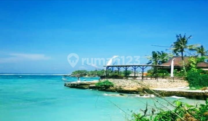 Located Close To Lagoon Riff Beach