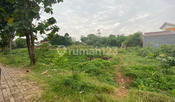 Tanah dengan model Persegi Panjang dengan lokasi Cipadu,