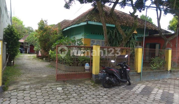 Tanah + Rumah Pekarangan Strategis Jl. Kalurang Km 6 Dekat Kampus Ugm
