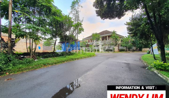 CORNER LAND IN FRONT OF THE PARK at Jl TAMAN BUKIT HIJAU, PONDOK INDAH