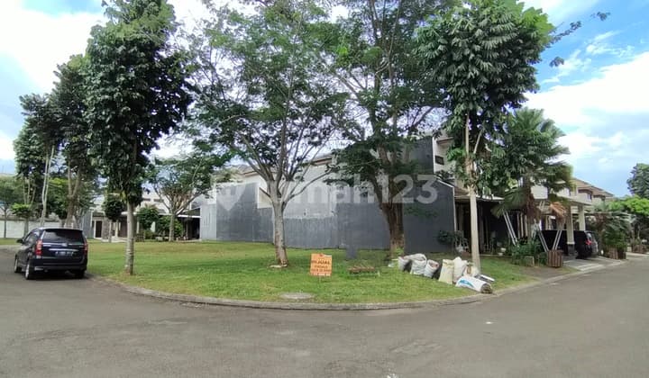 Avani Kavling Hoek Samping Taman Lt 301m2 Selatan-Barat 12jt