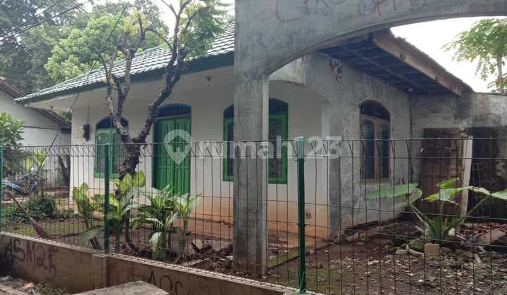 Di Jual Tanah Berbentuk Rumah Tua