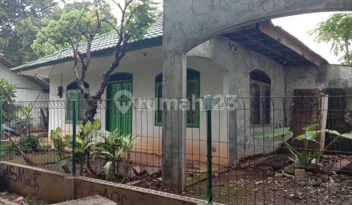 Di Jual Tanah Berbentuk Rumah Tua