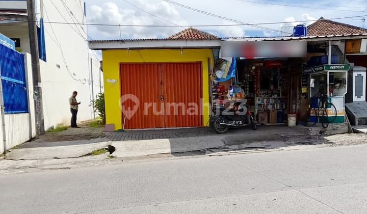 Lahan dan Bangunan Depan Telkom Warnasari