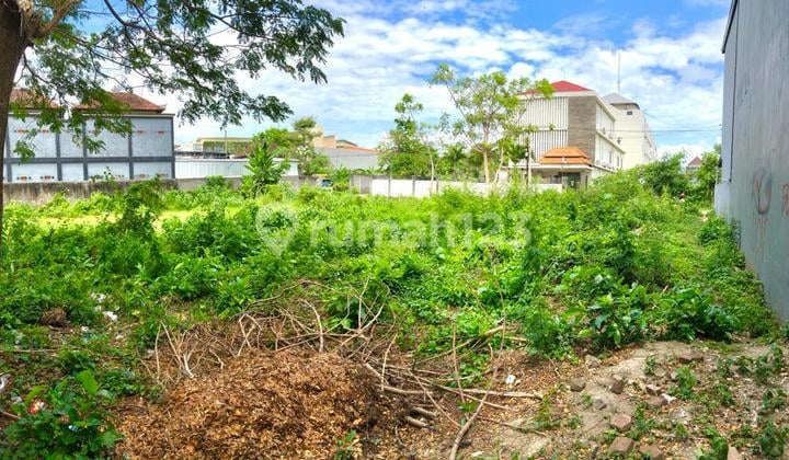 Ready to build plot of land on Mertasari Sunset Road Kuta, strategic area