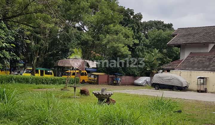 Rumah lama hitung tanah Gegerkalong.
