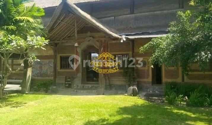 Land for Sale in Seminyak Location