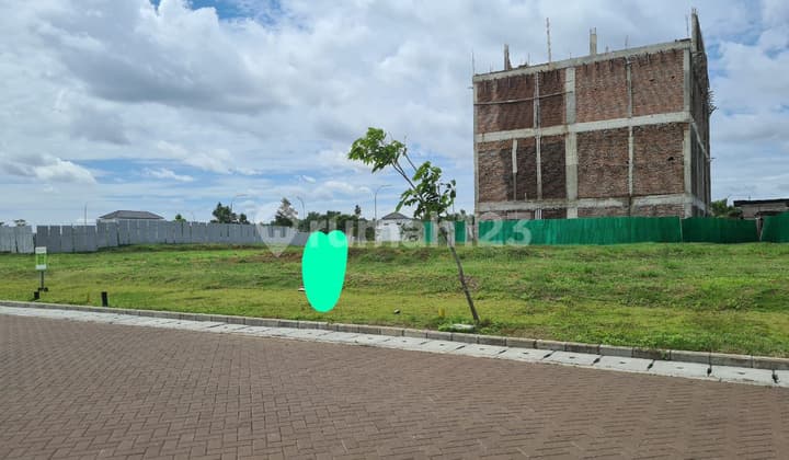 Dijual : Kavling Di Golf Island